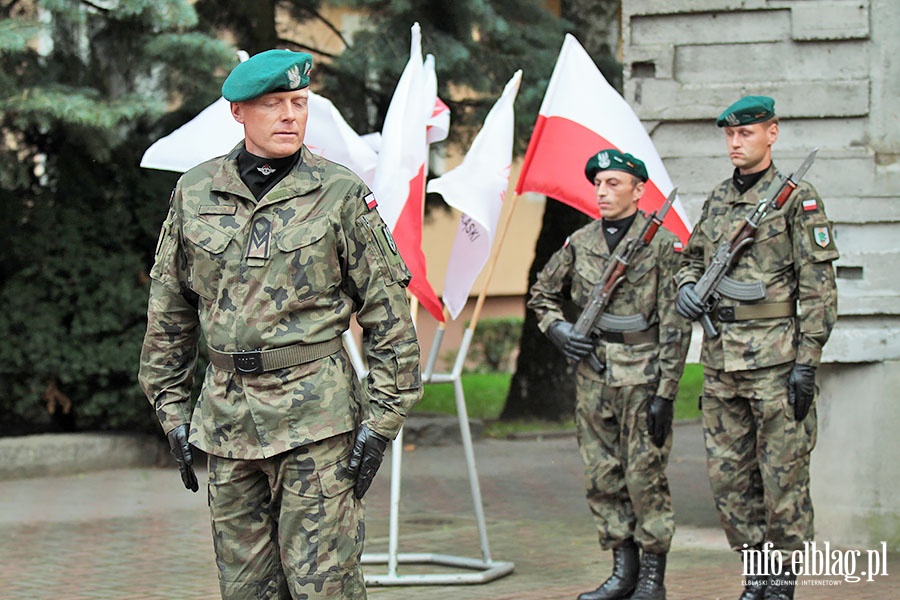 Uroczystosci pod pomnikiem Grudzie 70, fot. 13