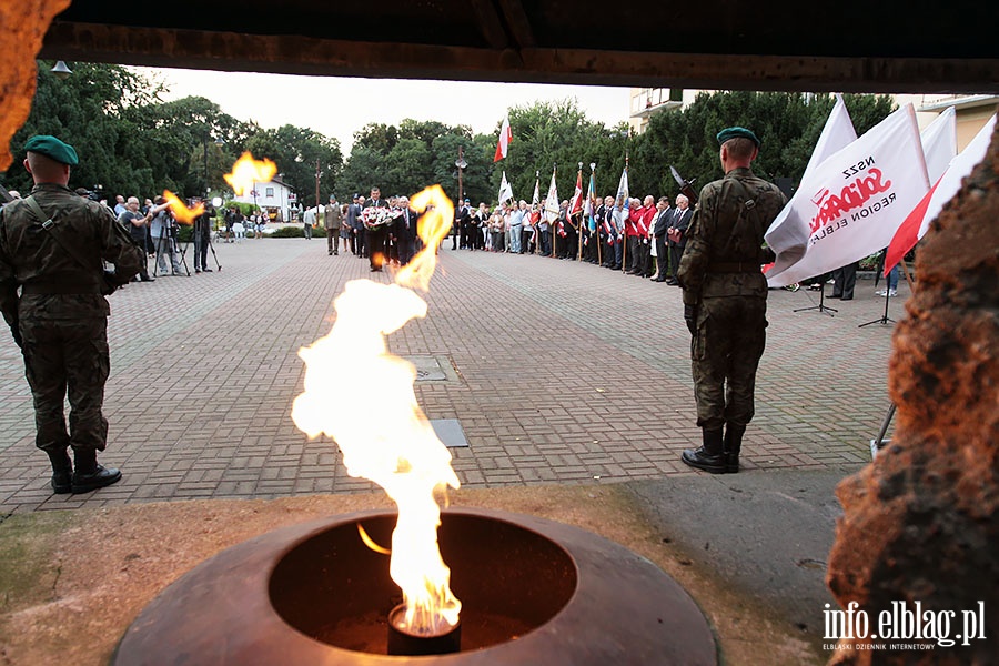 Uroczystosci pod pomnikiem Grudzie 70, fot. 16
