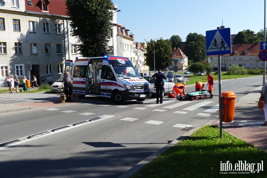 Górnośląska: potrącenie na przejściu dla pieszych. Poszkodowana kobieta w szpitalu, fot. 6