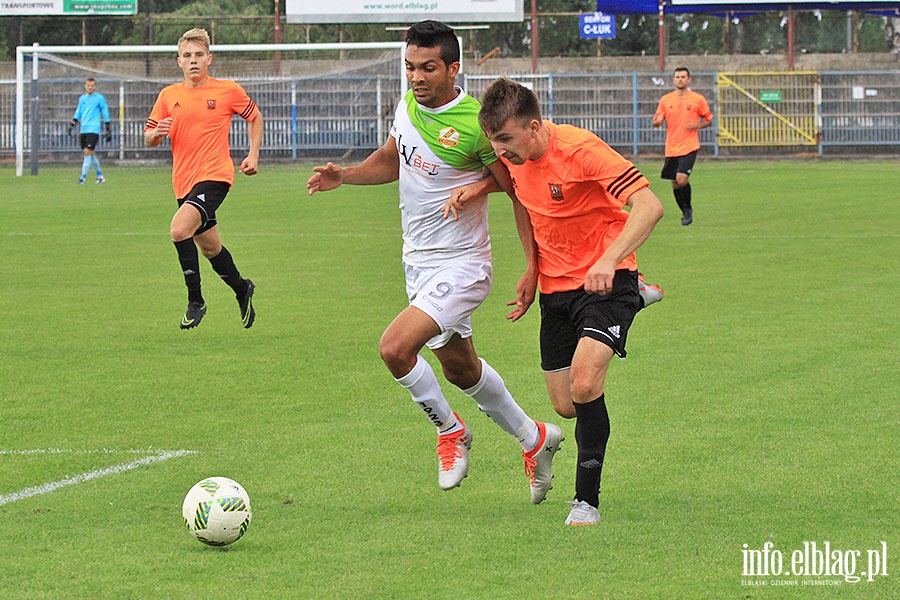 Concordia Elblg - Lechia Tomaszw Mazowiecki, fot. 16