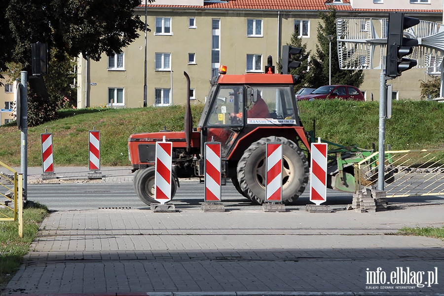 Roboty drogowe plk Dbka Obroncw Pokoju, fot. 1