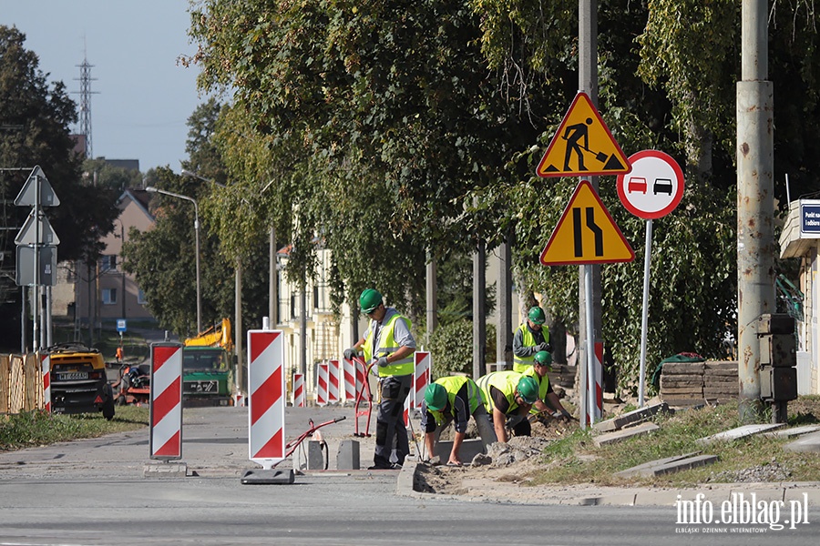 Roboty drogowe plk Dbka Obroncw Pokoju, fot. 15