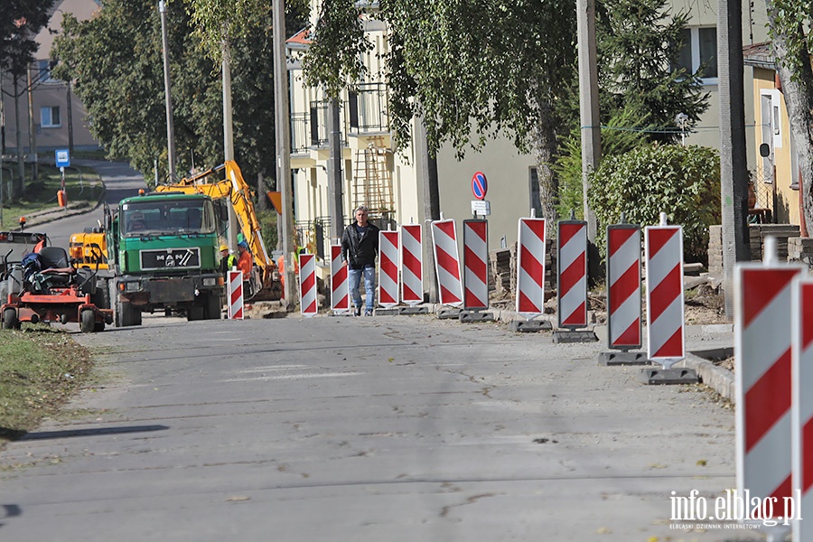 Roboty drogowe plk Dbka Obroncw Pokoju, fot. 18