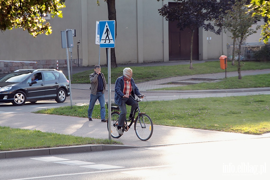 Rowerzysci na przejściach dla pieszych, fot. 12