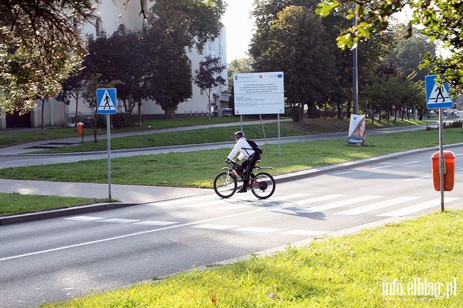 Rowerzysci na przejciach dla pieszych, fot. 17