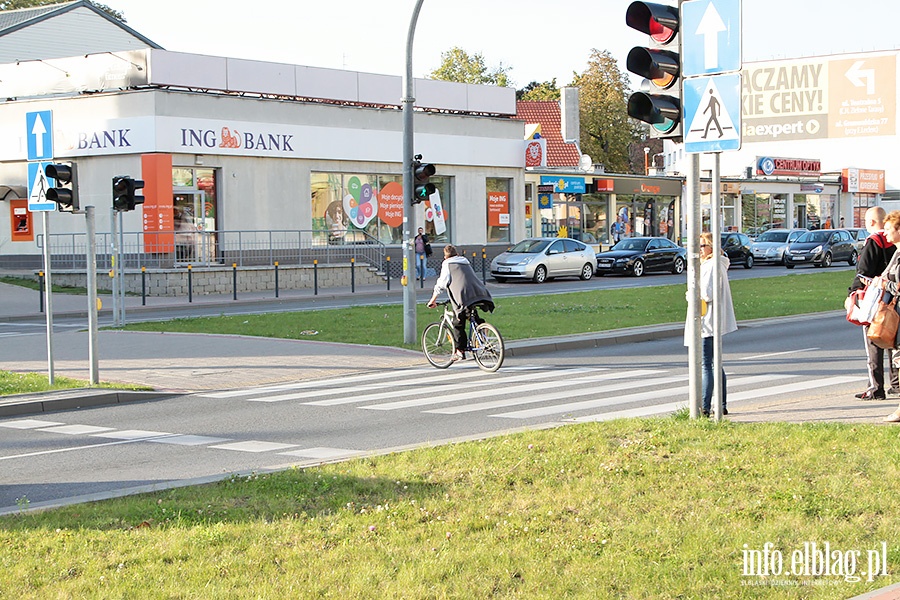 Rowerzysci na przejciach dla pieszych, fot. 32