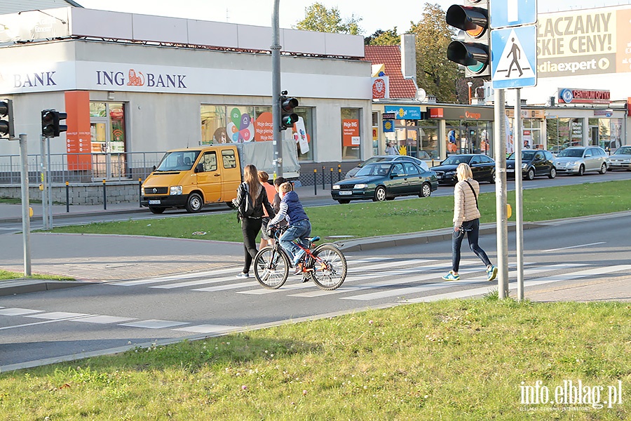 Rowerzysci na przejciach dla pieszych, fot. 35