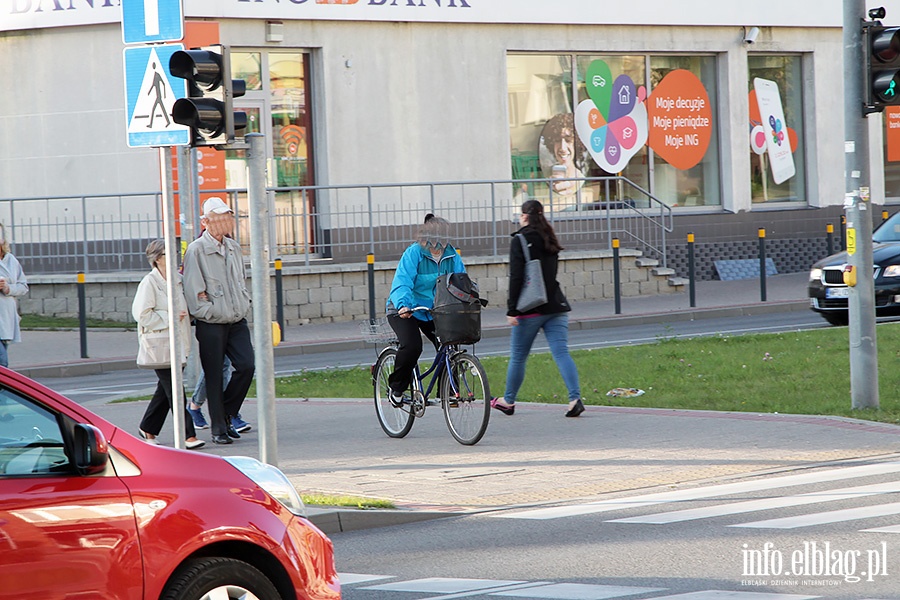 Rowerzysci na przejciach dla pieszych, fot. 39