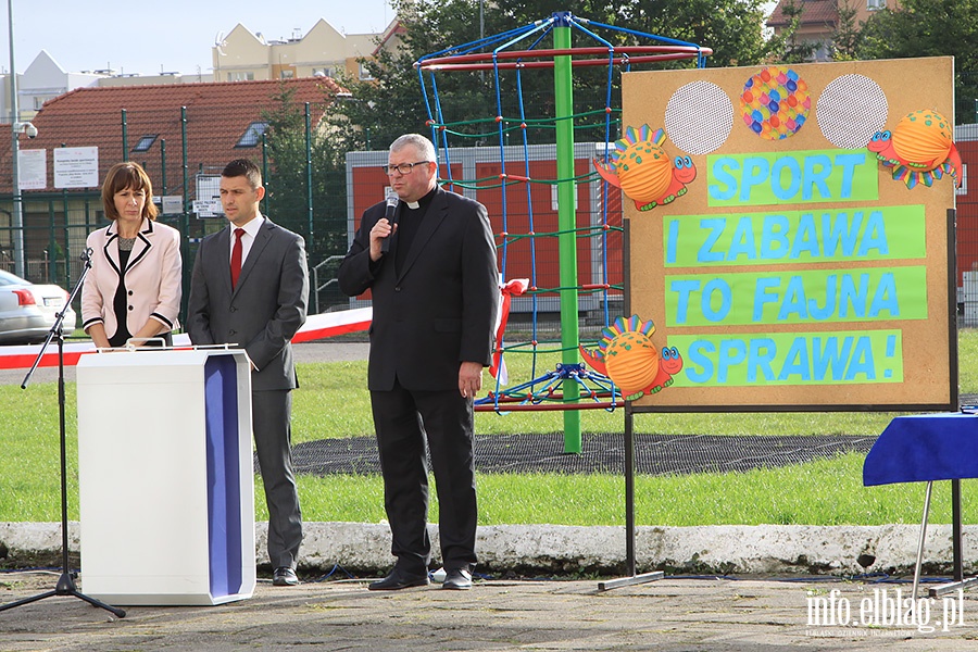 SP 16 nowy plac zabaw, fot. 10