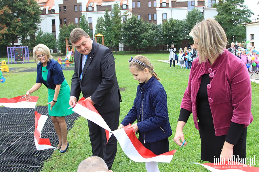 SP 16 nowy plac zabaw, fot. 21