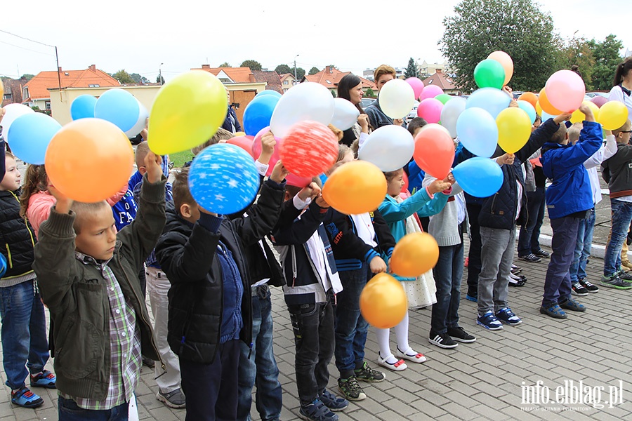 SP 16 nowy plac zabaw, fot. 25