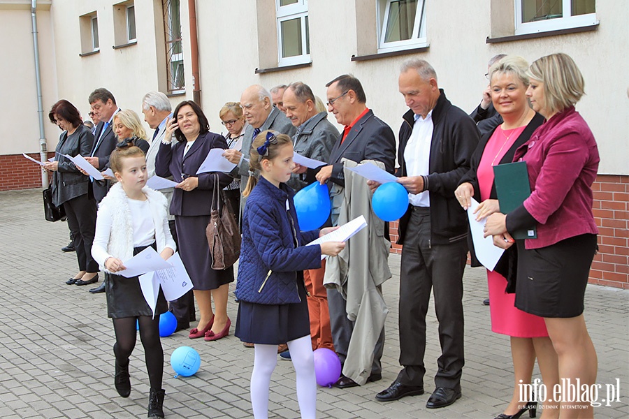 SP 16 nowy plac zabaw, fot. 39