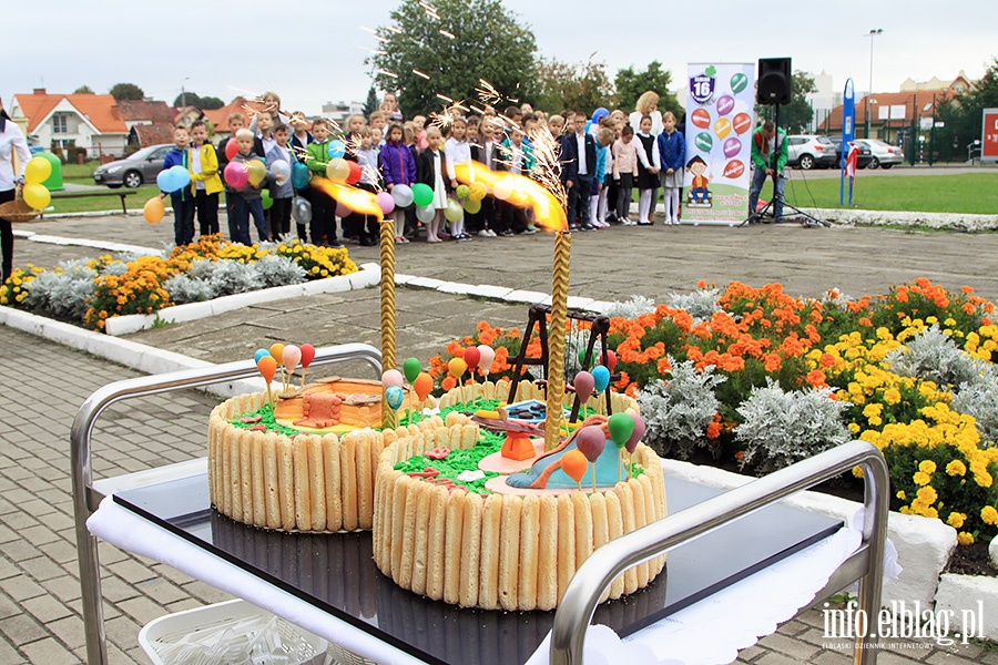 SP 16 nowy plac zabaw, fot. 51
