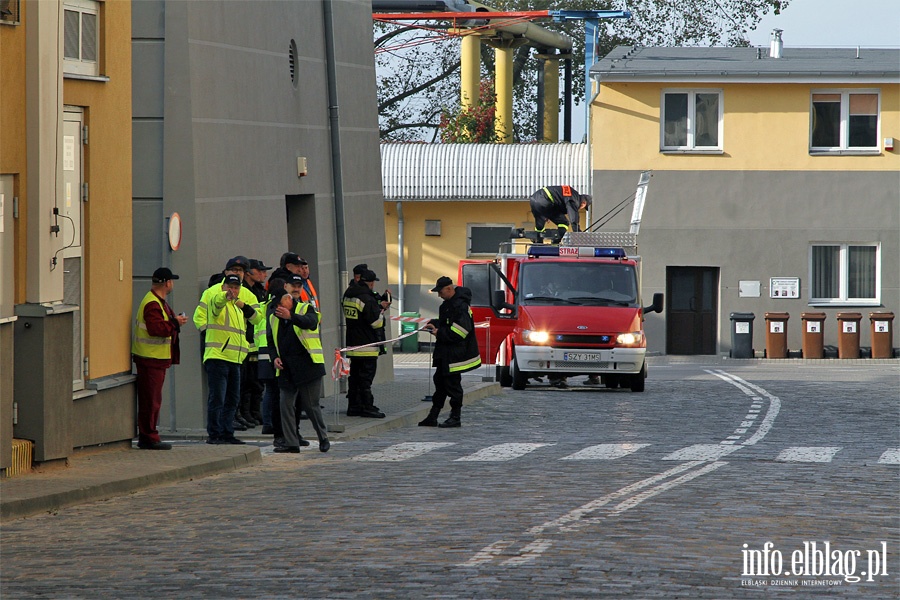 Wyciek amoniaku. Ćwiczenia strażaków w Browarze, fot. 2
