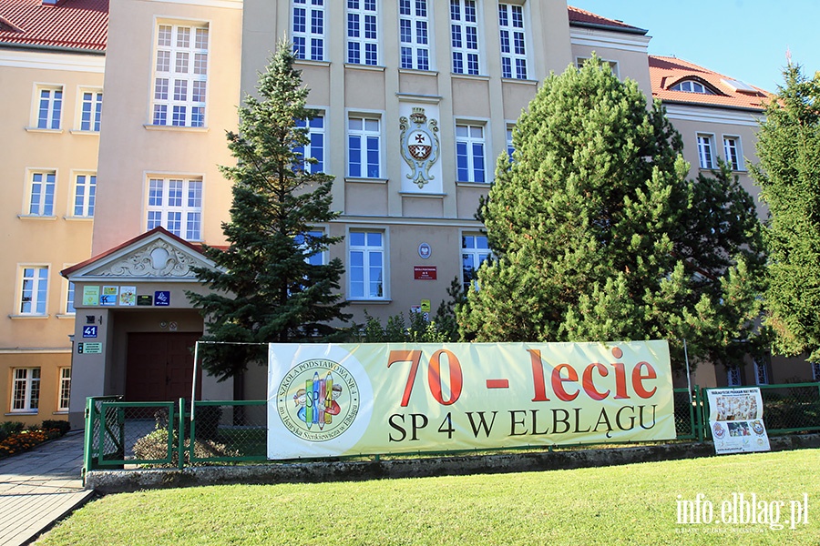 70-lecie SP 4, fot. 1