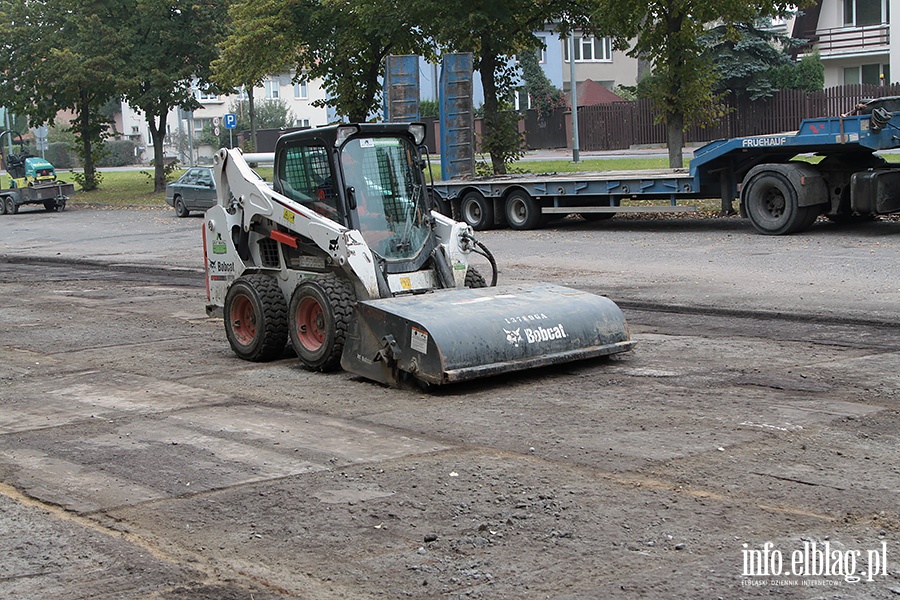 Parking przy cmentarzu Agrykola, fot. 2