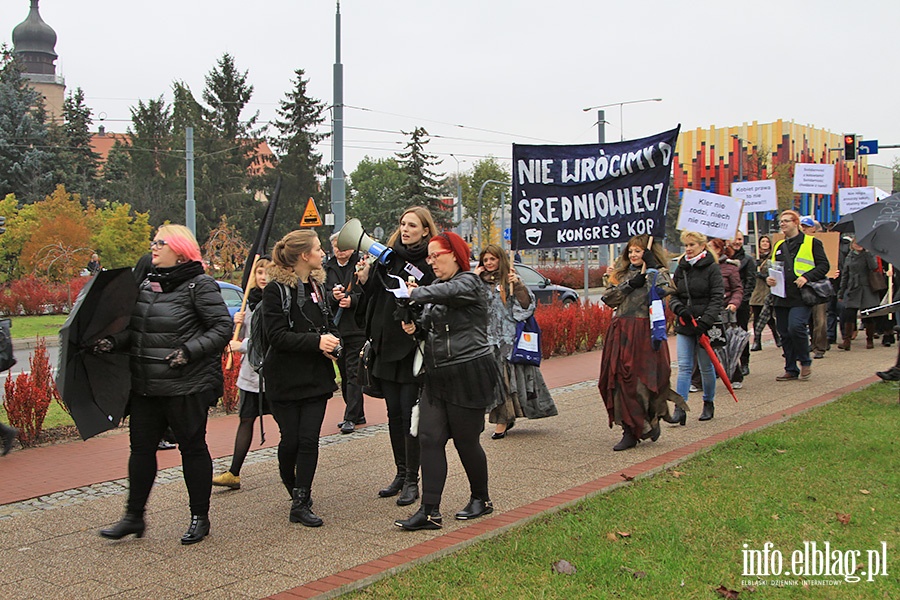 Elblanki wyszy ponownie na ulic. Za nami  kolejny Czarny Protest, fot. 11