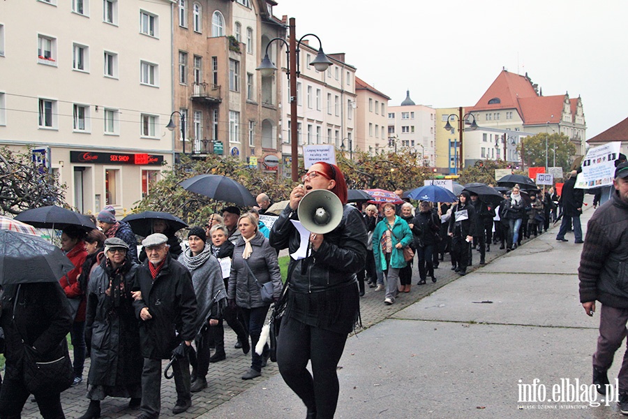 Elblanki wyszy ponownie na ulic. Za nami  kolejny Czarny Protest, fot. 25