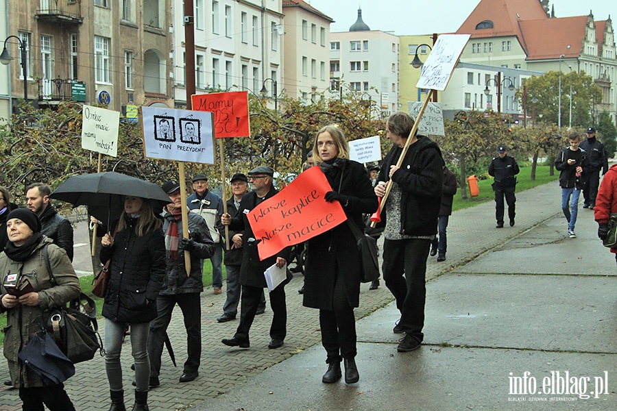 Elblanki wyszy ponownie na ulic. Za nami  kolejny Czarny Protest, fot. 31