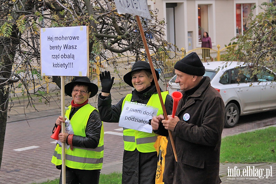 Elblanki wyszy ponownie na ulic. Za nami  kolejny Czarny Protest, fot. 33