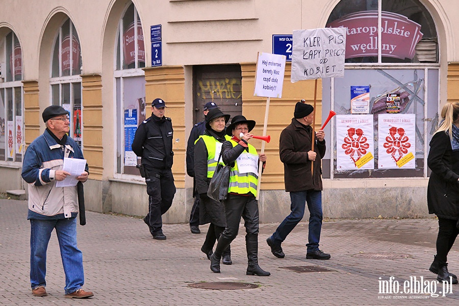 Elblanki wyszy ponownie na ulic. Za nami  kolejny Czarny Protest, fot. 40