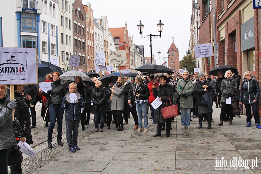 Elblanki wyszy ponownie na ulic. Za nami  kolejny Czarny Protest, fot. 53