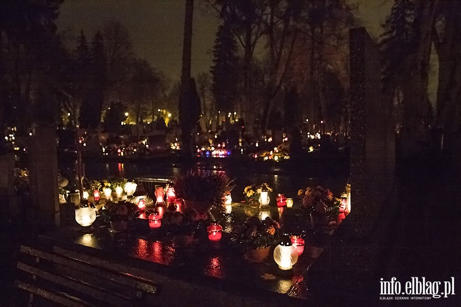 Dzień Wszystkich Świętych na Cmentarzu Agrykola, fot. 14