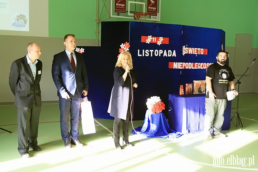 Planszowe obchody Dnia Niepodległości w Sp 11, fot. 6