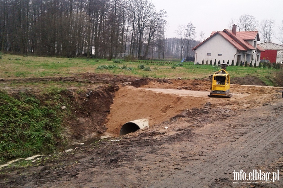 Mieszkańcy podelbląskiego Adamowa odcięci od świata, fot. 9