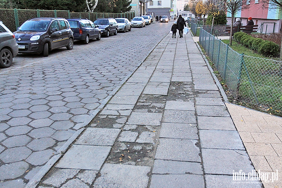 Czy Miasto rozwie problem parkowania na ulicach w okolicach Nowowiejskiej?, fot. 5