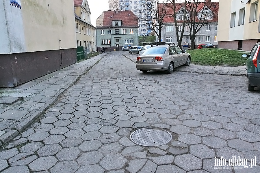 Czy Miasto rozwie problem parkowania na ulicach w okolicach Nowowiejskiej?, fot. 19