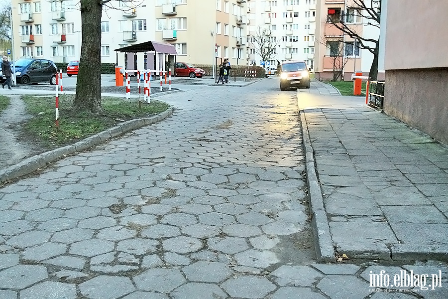 Czy Miasto rozwie problem parkowania na ulicach w okolicach Nowowiejskiej?, fot. 22