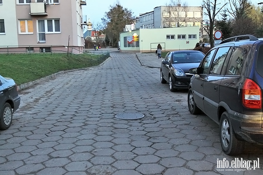 Czy Miasto rozwie problem parkowania na ulicach w okolicach Nowowiejskiej?, fot. 23