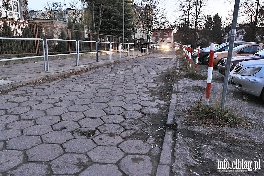 Czy Miasto rozwie problem parkowania na ulicach w okolicach Nowowiejskiej?, fot. 30