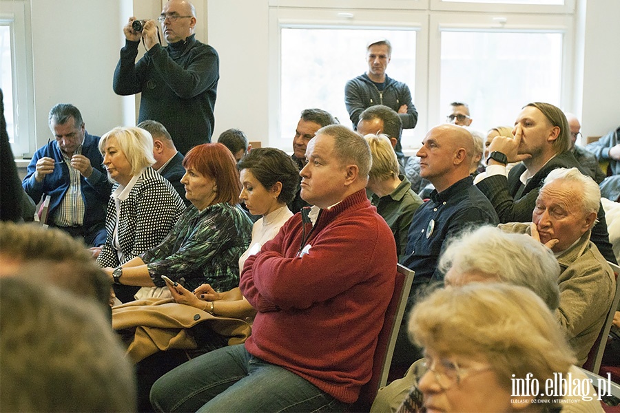 Mieszkańcy Krynicy wciąż pełni obaw ws. przekopu Mierzei, fot. 41