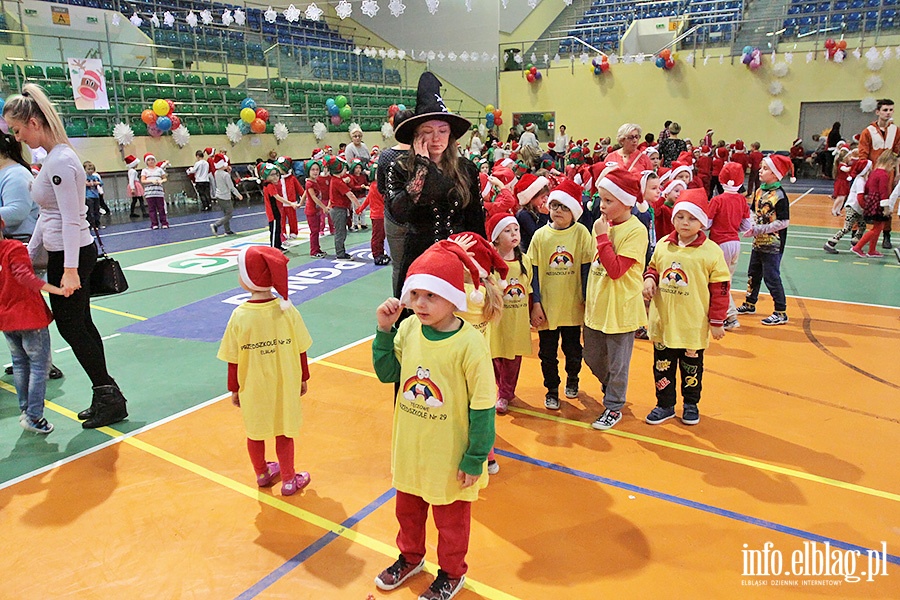 Spotkanie Mikoajkowe w Hali Sportowo-Widowiskowej, fot. 98