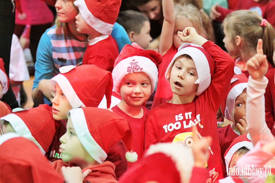 Spotkanie Mikoajkowe w Hali Sportowo-Widowiskowej, fot. 120