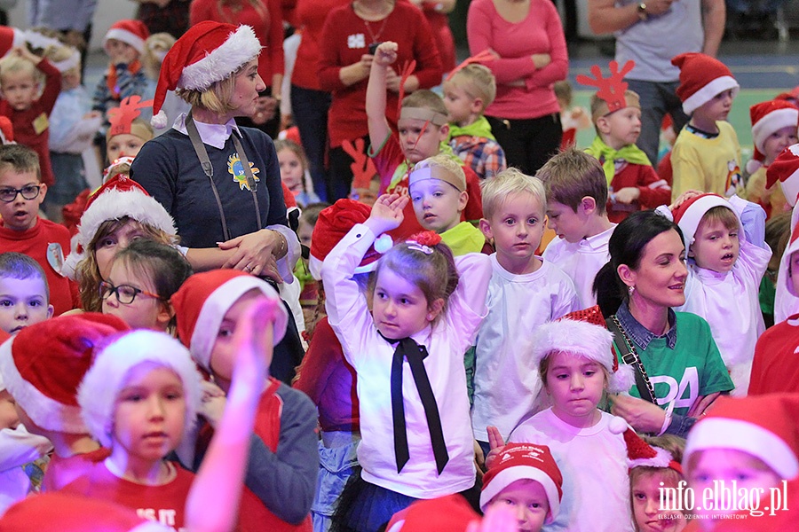 Spotkanie Mikoajkowe w Hali Sportowo-Widowiskowej, fot. 123