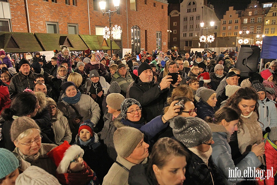 Choinka rozbysa prawie 5 tysiacami wiate, fot. 4