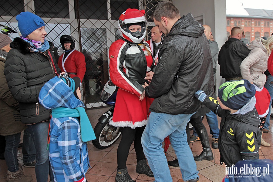 Mikoaje na motorach odwiedzili Dom dziecka, fot. 7