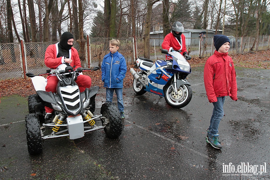 Mikoaje na motorach odwiedzili Dom dziecka, fot. 21