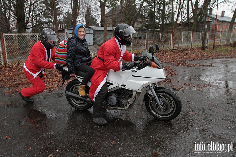 Mikoaje na motorach odwiedzili Dom dziecka, fot. 34