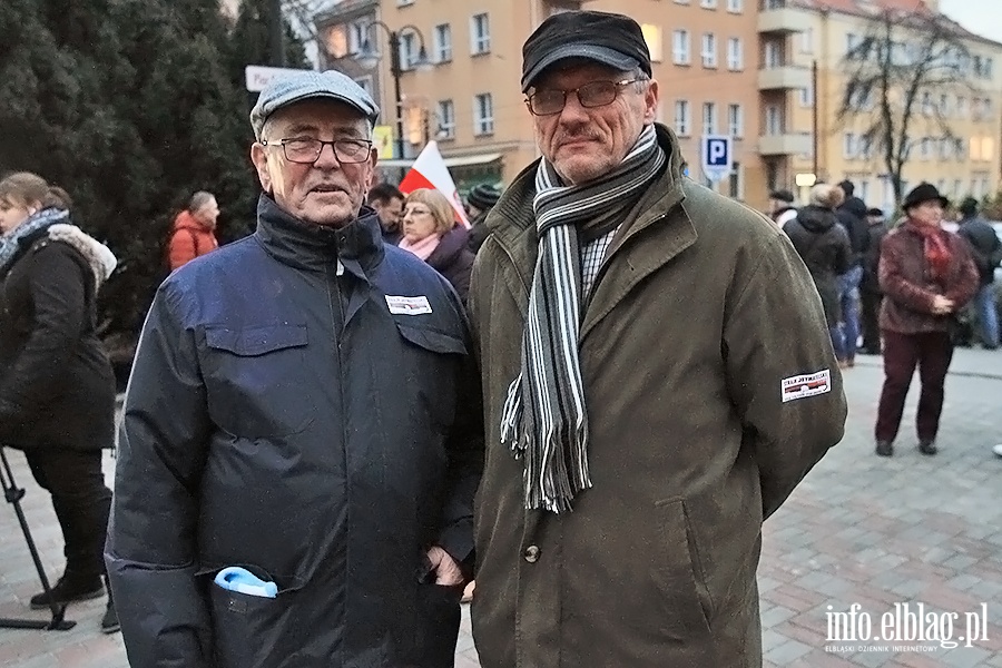 Elblanie protestowali przeciwko rzdom PiS, fot. 1