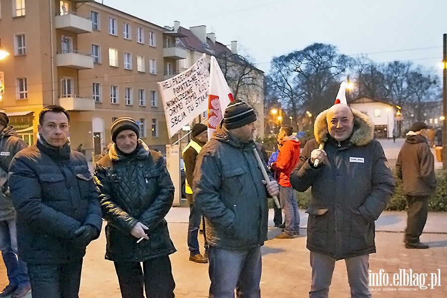 Elblanie protestowali przeciwko rzdom PiS, fot. 17