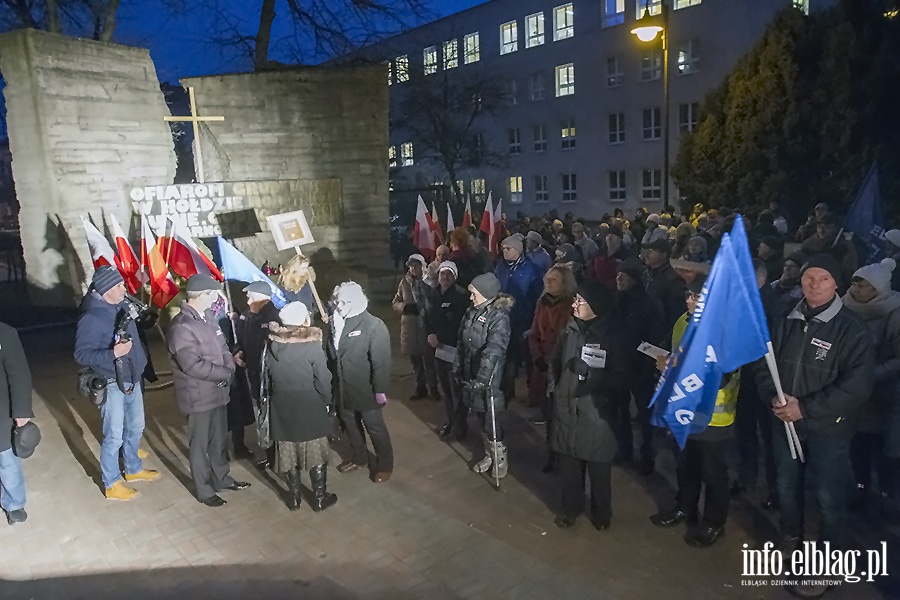 Elblanie protestowali przeciwko rzdom PiS, fot. 28