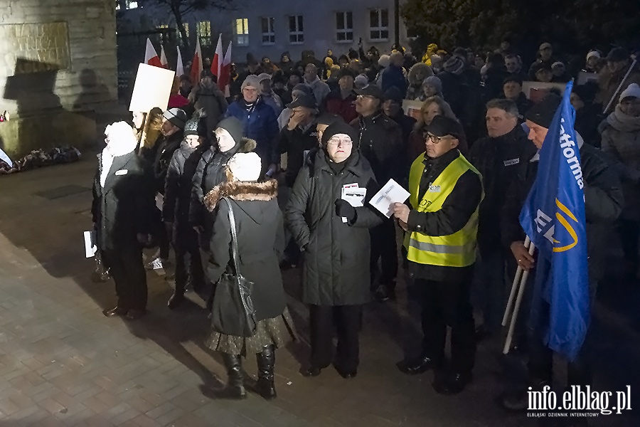 Elblanie protestowali przeciwko rzdom PiS, fot. 32