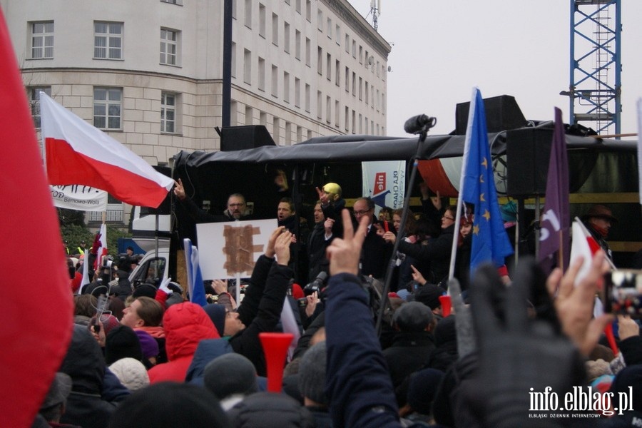 Protest przed Sejmem RP o wolne media - 17.12.2016, fot. 13