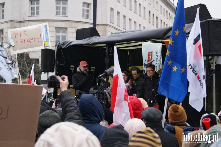 Protest przed Sejmem RP o wolne media - 17.12.2016, fot. 17