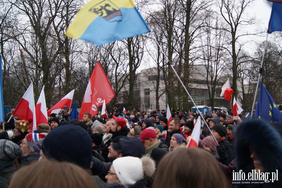 Protest przed Sejmem RP o wolne media - 17.12.2016, fot. 20