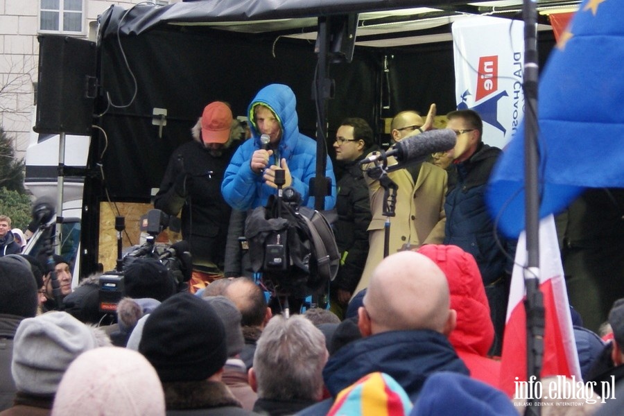 Protest przed Sejmem RP o wolne media - 17.12.2016, fot. 24